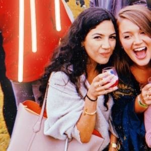 Meet your Posher, Nicolle